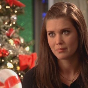 Sarah Lancaster nell'episodio 'Chuck Versus  Santa Claus' della serie tv Chuck