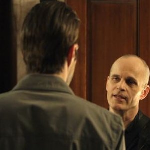 Zeljko Ivanek e Zachary Quinto in una scena di I Am Sylar della terza stagione di Heroes