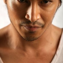 Akara Amarttayakul nei panni del protagonista di Chaiya (2007)