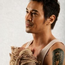 Akara Amarttayakul sul set fotografico del film Chaiya