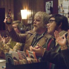 Philip Seymour Hoffman in una scena del film I Love Radio Rock