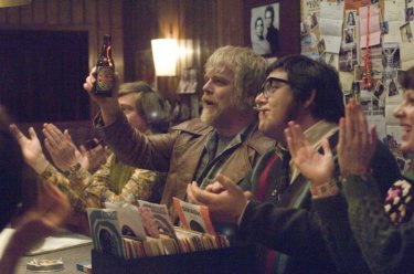 Philip Seymour Hoffman in una scena del film I Love Radio Rock