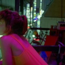 Paz de la Huerta in una scena del film drammatico Enter the Void