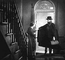 Ivor Novello in una celebre scena de Il pensionante