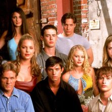 Zoom sulla foto del cast della 2 stagione di 'Roswell'