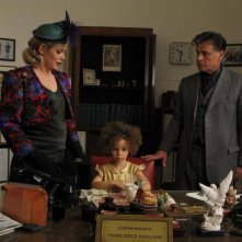 Barbora Bobulova, Teresa Dossena e Michele Placido in una scena del film Il sangue dei vinti