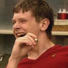 Jack O'Connell in una scena dell'episodio 'Everyone' della terza stagione della serie tv Skins