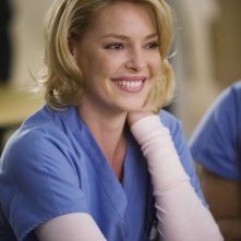 Katherine Heigl in una scena dell'episodio Beat Your Heart Out di Grey's Anatomy