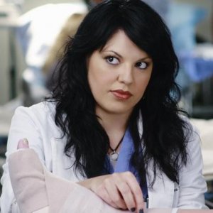 Sara Ramirez in una scena dell'episodio An Honest Mistake di Grey's Anatomy