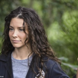 Evangeline Lilly nell'episodio Follow the Leader di Lost