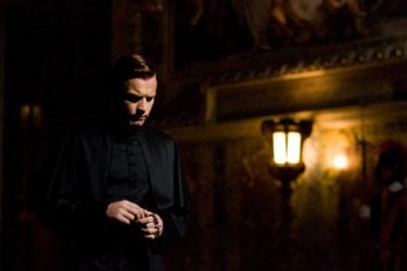 Ewan McGregor in una bella immagine di Angeli e Demoni