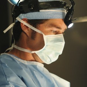 Matthew Fox in un momento dell'episodio The Incident, finale della stagione 5 di Lost