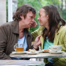 Ursula Werner e Steffi Kühnert in una scena del film Settimo cielo