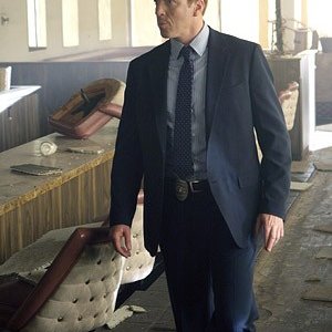 Damian Lewis in una scena dell'ultimo episodio della seconda stagione di Life 'One'