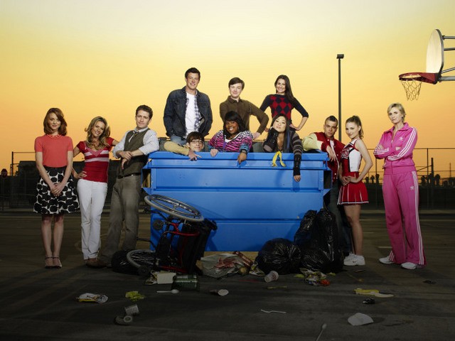 Il Cast Di Glee In Una Immagine Promozionale Della Serie 114753