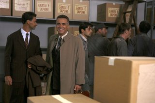 Massimo Ghini in una scena della fiction Enrico Mattei - L'uomo che guardava al futuro