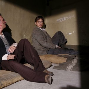 Mirco Petrini e Massimo Ghini nella fiction Enrico Mattei - L'uomo che guardava al futuro