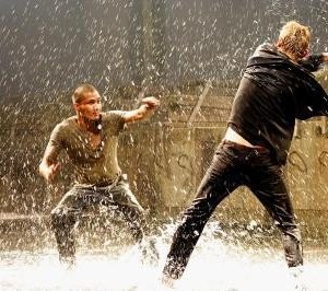 Una scena del film Fireball