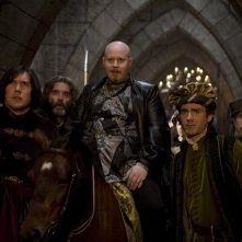 Alex Macqueen e Matt Lucas in una scena della serie Kröd Mändoon and the Flaming Sword of Fire