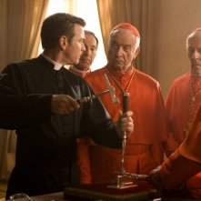 Ewan McGregor in una scena del film Angeli e Demoni