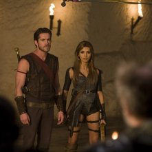 India de Beaufort e Sean Maguire in una scena della serie Kröd Mändoon and the Flaming Sword of Fire