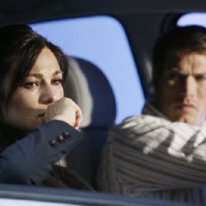 Manuela Arcuri e Jason Lewis in una scena del tv movie So che ritornerai