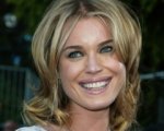Rebecca Romijn e Donald Sutherland in Love Child