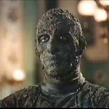 Un primo piano di Christopher Lee ne La mummia