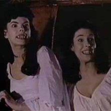 Andree Melly e Marie Devereux in Le spose di Dracula