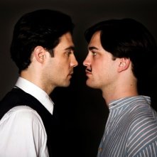 Javier Beltrán e Robert Pattinson in un'immagine di Little Ashes