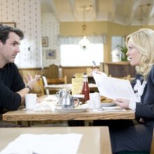 Paul Schneider Ed Amy Poehler In Una Scena Dell Episodio The Reporter Di Parks And Recreation 115582