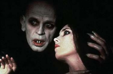 Klaus Kinski e Isabelle Adjani in una scena di Nosferatu, principe della notte