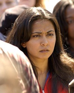 Parminder Nagra in una scena del finale di stagione della tredicesima stagione di ER - Medici in prima linea, dal titolo: The Honeymoon is Over