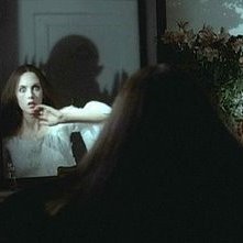 L'ombra di Klaus Kinski spaventa Isabelle Adjani in Nosferatu, principe della notte
