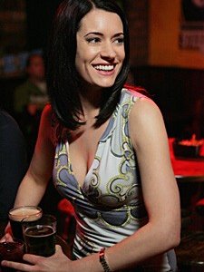 Paget Brewster in una scena dell'episodio 'Raphael - prima parte' della serie tv Criminal Minds