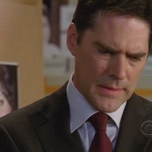 Thomas Gibson nell'episodio 'House on fire' della quarta stagione di Criminal Minds