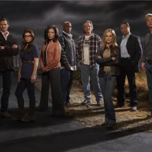 Una foto promozionale del cast della seconda stagione di Saving Grace