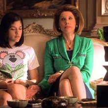 Selma Blair e Christine Baranski in una scena del film 'Cruel Intentions'