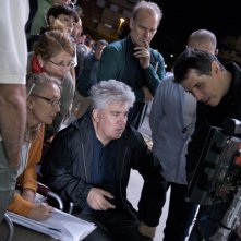 Almodovar sul set di Los Abrazos Rotos, da lui diretto nel 2009