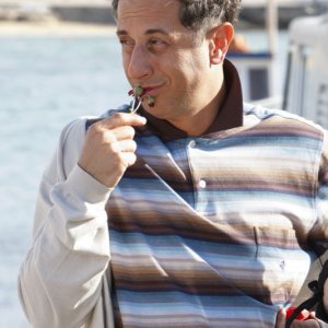 Manlio Dovì nella serie L'isola dei segreti