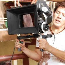 Brillante Mendoza sul set del Kinatay, da lui diretto nel 2009