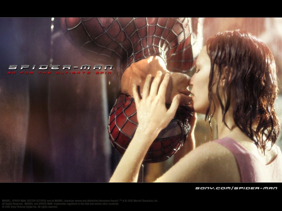 Wallpaper: Il bacio tra Mary Jane e Spiderman nel film 'Spider-Man'
