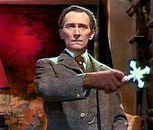 Peter Cushing è Van Helsing in Le spose di Dracula