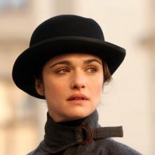 Rachel Weisz è Penelope Stamp nel film The Brothers Bloom