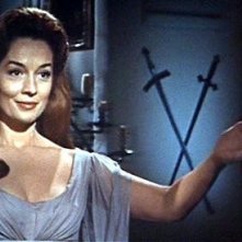 Barbara Shelley è la seducente Helen Kent in Dracula principe delle tenebre