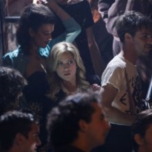 Brittany Snow in una scena dell'episodio Valley Girls di Gossip Girl