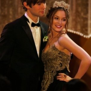 Leighton Meester e Chace Crawford in un momento dell'episodio Valley Girls di Gossip Girl