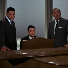 Robert B. Sherman, Richard M. Sherman e Walt Disney in una scena del documentario The Boys: The Sherman Brothers' Story
