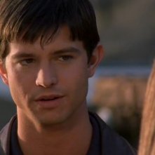 Jason Behr interpreta Max Evans in Roswell
