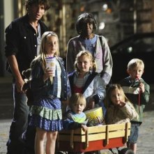 Una scena del pilot di Eastwick